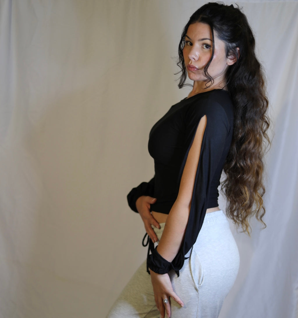 Airy Essence Top